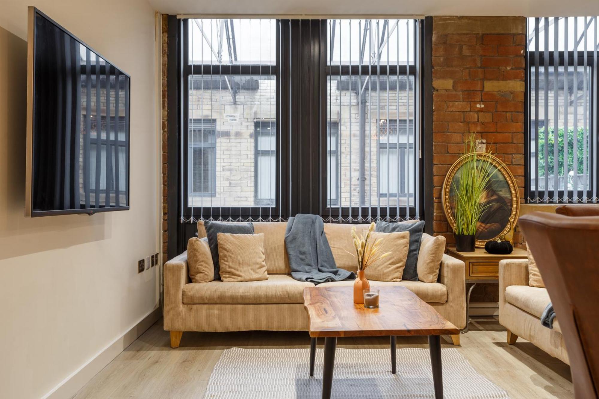 Modern And Cozy Two-Bed Apartment In Bradford Брадфорт Екстериор снимка